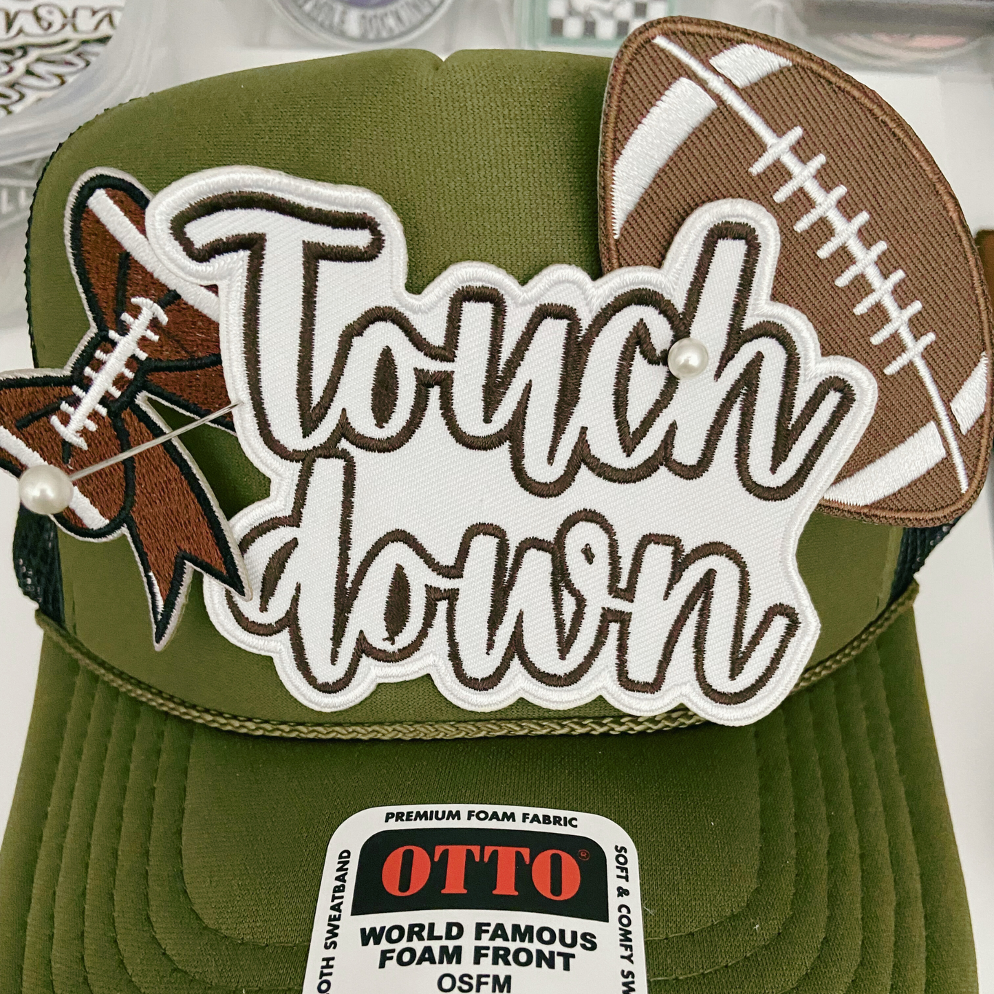 Touchdown White & Brown